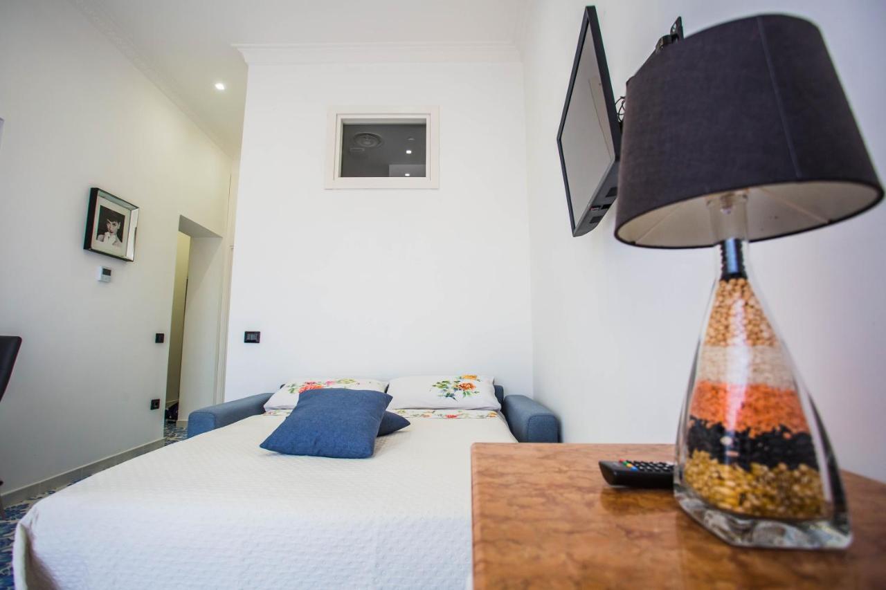 Palazzo De Gregorio Apartment Pompei ซานตันโตนิโอ อาบาเต ภายนอก รูปภาพ